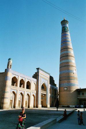 Medersa et minaret Islan Khodja Khiva